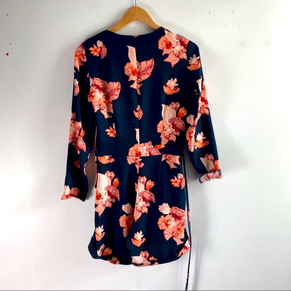 H&M floral navy romper - Picture 3 of 4